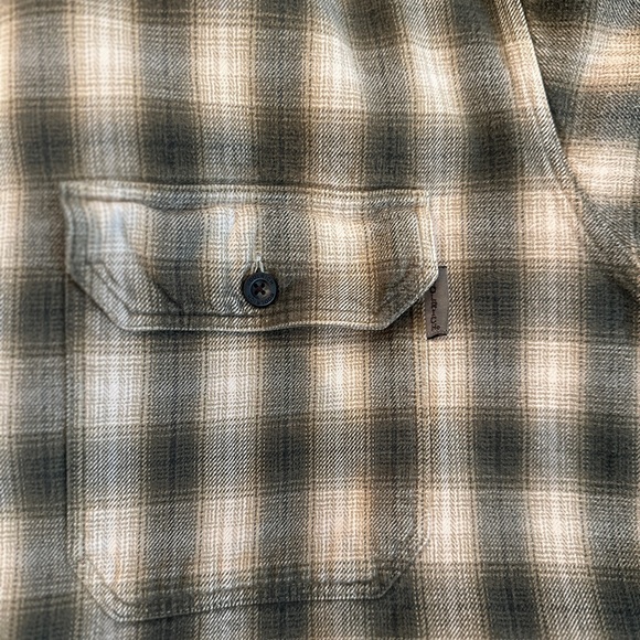 Vintage Woolrich flannel size XL green and tan plaid, men’s large, 100% cotton - Picture 2 of 12